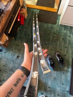 Střešní lišty f31