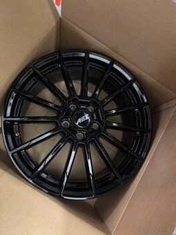 AEZ Atlanta Black, 8x18 5x112 ET44
