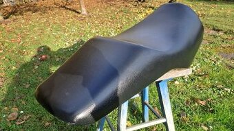 Sedlo Yahamaha fzs 600