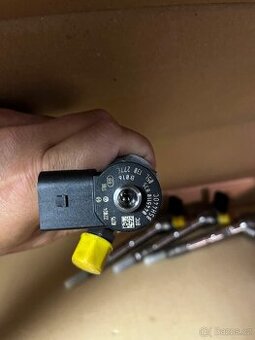 Vstřikovače 4ks 05L130277E