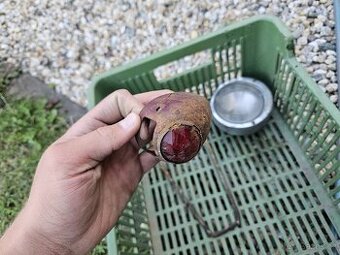 Zadní světlo jawa 550 555