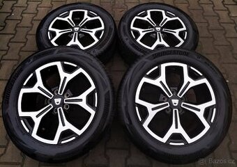 Alu kola originál Dacia Duster 5x114,3 R17 KRÁSNÁ SADA