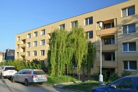 Pronájem bytu 3+1 s balkonem v Brně-Komíně