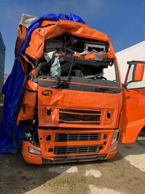 Volvo FH 12,460 po nehodě