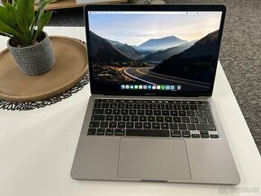 MacBook Pro 2020 s touch barem 13″ - téměř nepoužívaný