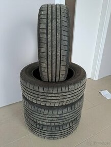 Sada letních pneu Bridgestone 205/60/16, cca 5 mm