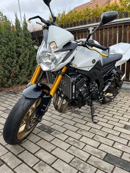 Yamaha FZ8N