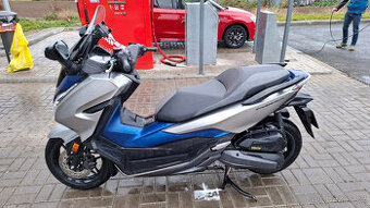 Honda Forza 125