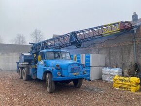 Jeřáb Tatra 148