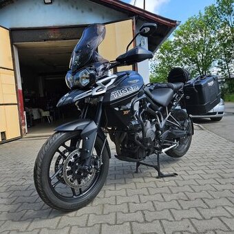 Triumph tiger 800 xrx