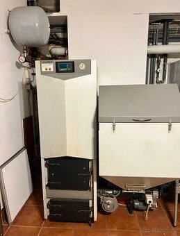 Prodám automaticky kotel Benekov - 1