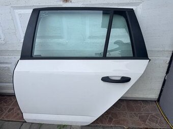Octavia 3 - leve zadni dvere combi