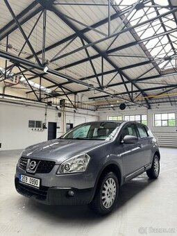 Nissan Qashqai 2.0i Automat - 1