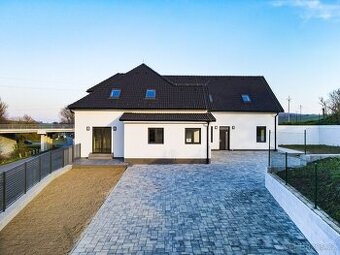 RD 4kk 130 m2, 2 koupelny, terasa, zahrada, parking Beroun - 1