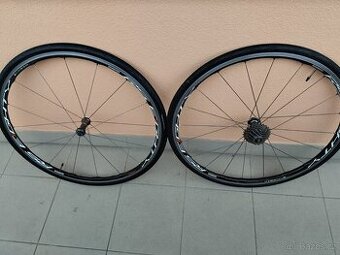 Zapletená kola Shimano RS Eighty