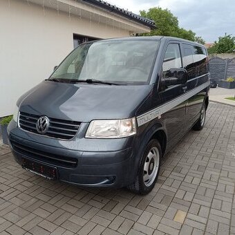 VW T5 MULTIVAN 1.9.TDI 75KW 7.MÍST 2.MAJITEL V DE, DOVOZ