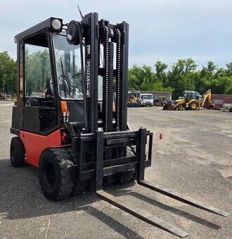 Desta DVHM 3522 LX 3.5t Diesel.