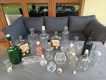 skleněné láhve různé