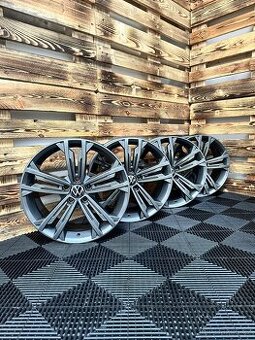 VW Golf VII - 4x orig. ALU Sevilla 5x112 R18