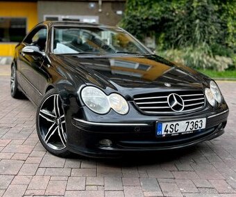 MERCEDES-BENZ CLK 270 CDI • 125 kW • Automat • 2006