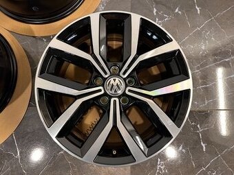 original Vw Passat B8 r17 Nivelles 3G0601025F