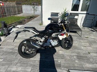 Málo jetá motorka v top stavu BMW G310r