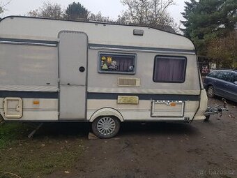 Karavan hobby de luxe