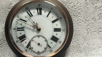 Velké kapesní hodinky zřejmě zn. Régulatéur. 67mm,188g