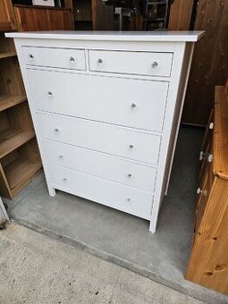 KOMODA IKEA HEMNES V LESKU