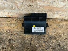 ŘÍDICÍ JEDNOTKA PALUBNÍ SÍTĚ AUDI Q7 4F0907280E