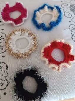 Háčkované gumičky