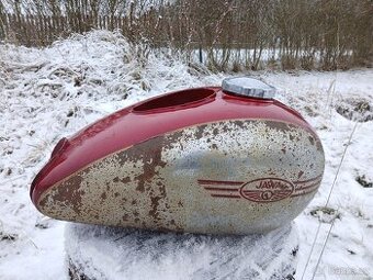 Nádrž jawa pérák