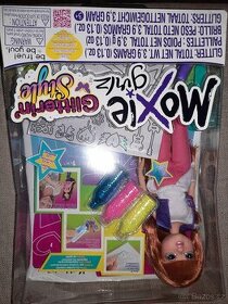 Nová panenka Moxie glitterin style