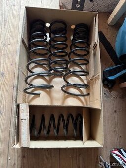 Nissan Primera P11 - Nové KYB pružiny