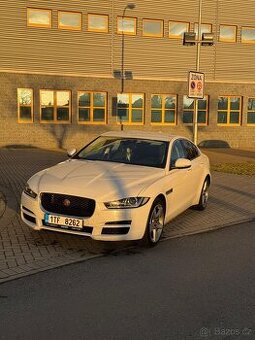 Jaguar XE, 2.0 D AWD, 132 KW, 180 KM