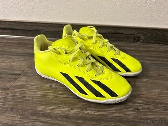Dětské sálové kopačky Adidas, vel. 31