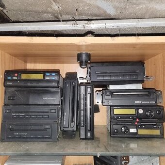 CD CHANGERY NAVIGACNI JEDNOTKY AUTORADIA