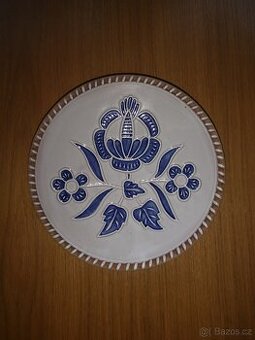 Keramický talíř - ozdobný