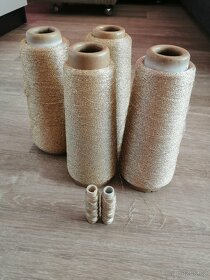 Šití - ozdobné nitě, dětské knoflíky