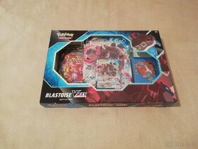 Pokémon TCG Blastoise V Max Battle Box