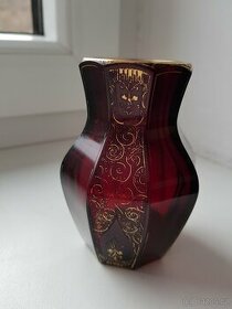 starožitná váza - nejspíše huť Josefína