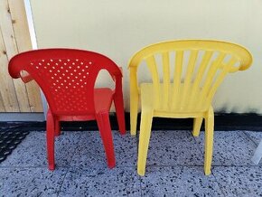 Plastové dětské židle