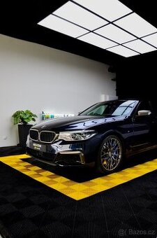 BMW M550i xDrive 340kW