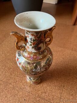Čínská váza porcelánová