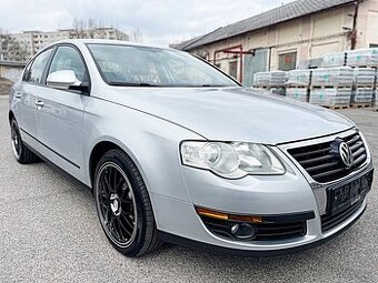 VW PASSAT B6 1.9TDI 77KW 120.000KM 1.MAJ VELKÝ SERVIS TOP