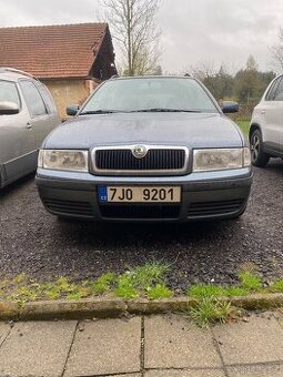 Škoda Octavia 1.6 tour - 1