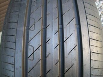 2ks GY na Karoq Sportline 215.50.18 92V stav 99%