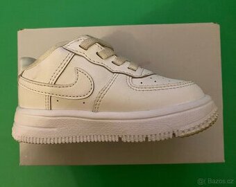 Dětské bílé tenisky Nike air