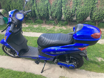 E-Moped RACCEWAY
