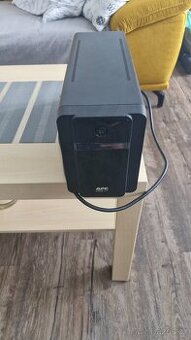 Záložní zdroj UPS - 1